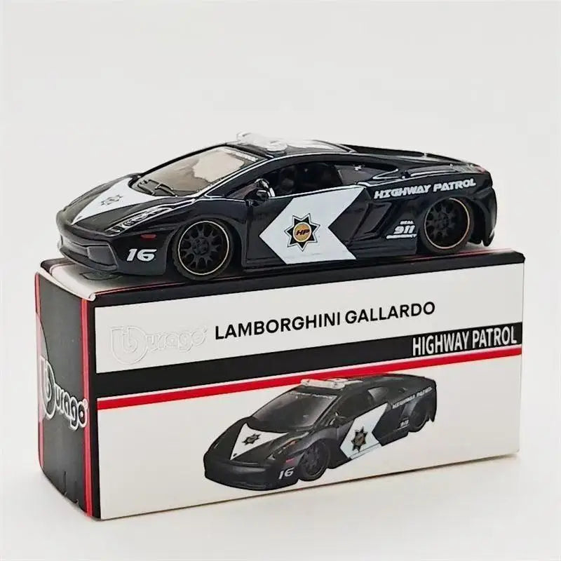 سياره بورش لعبه وللزينه والفخامه وغيرها من السيارات