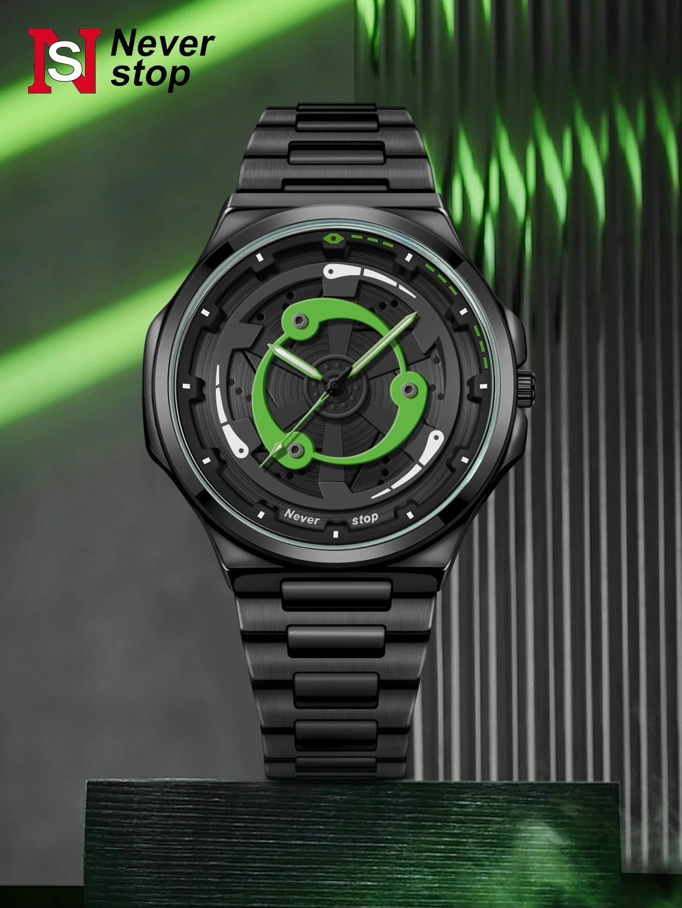 ساعة سبور فاخرة بآلية دوران داخلية مميزة