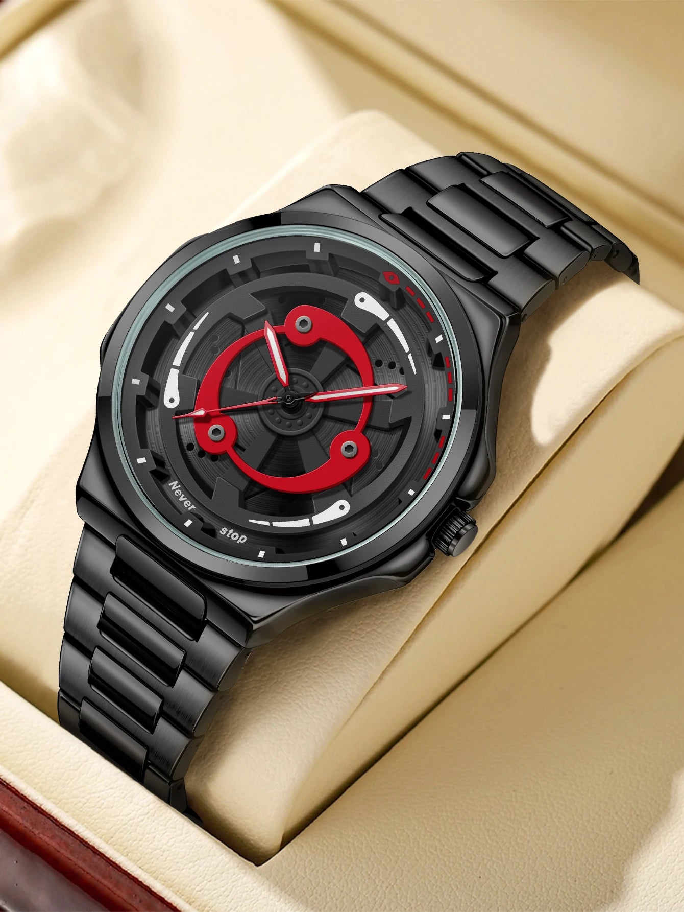 ساعة سبور فاخرة بآلية دوران داخلية مميزة